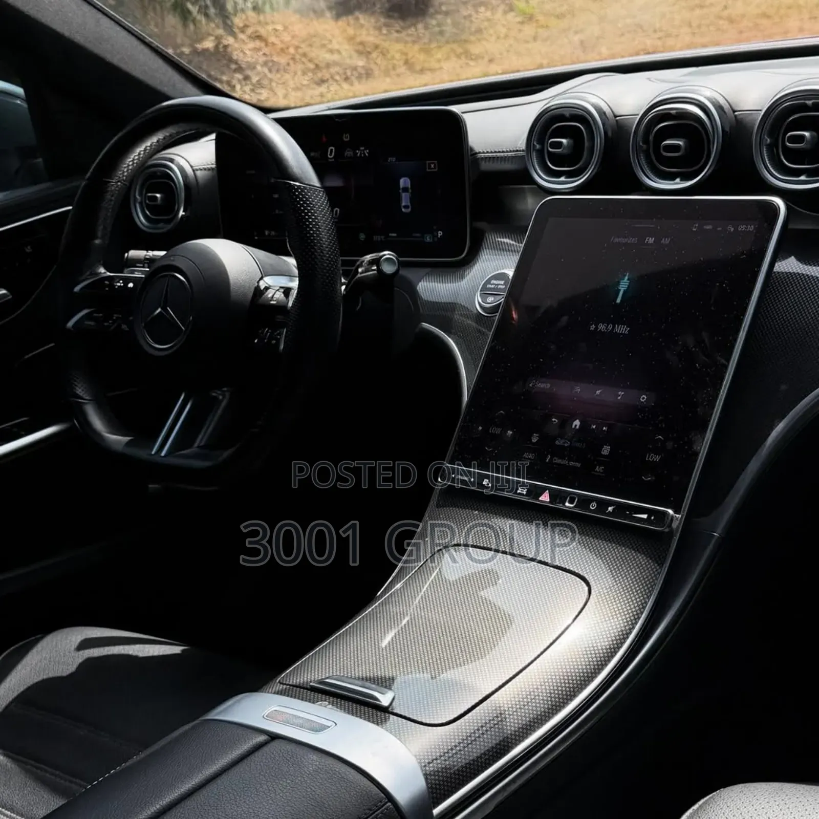 Mercedes-Benz C300 2024 Gray