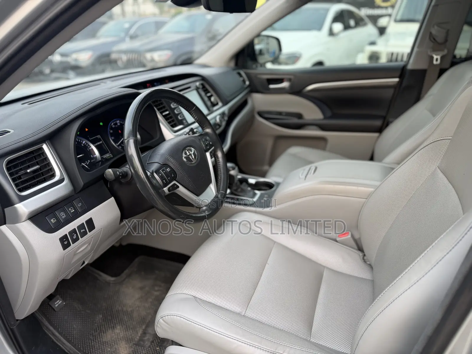 Toyota Highlander Limited Platinum 4x4 V6 (3.5L 6cyl 8A) 2018 Silver