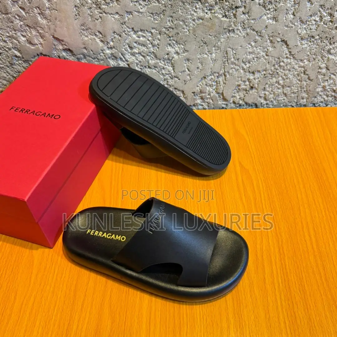 Original Salvatore Ferragamo Matured Cover Slippers For Men