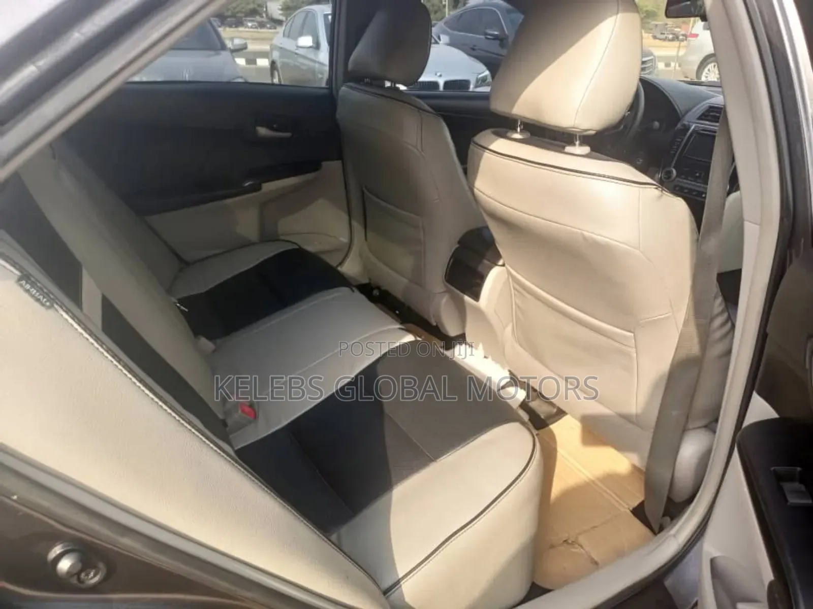 Toyota Camry LE 4dr Sedan (2.5L 4cyl 6A) 2013 Gray