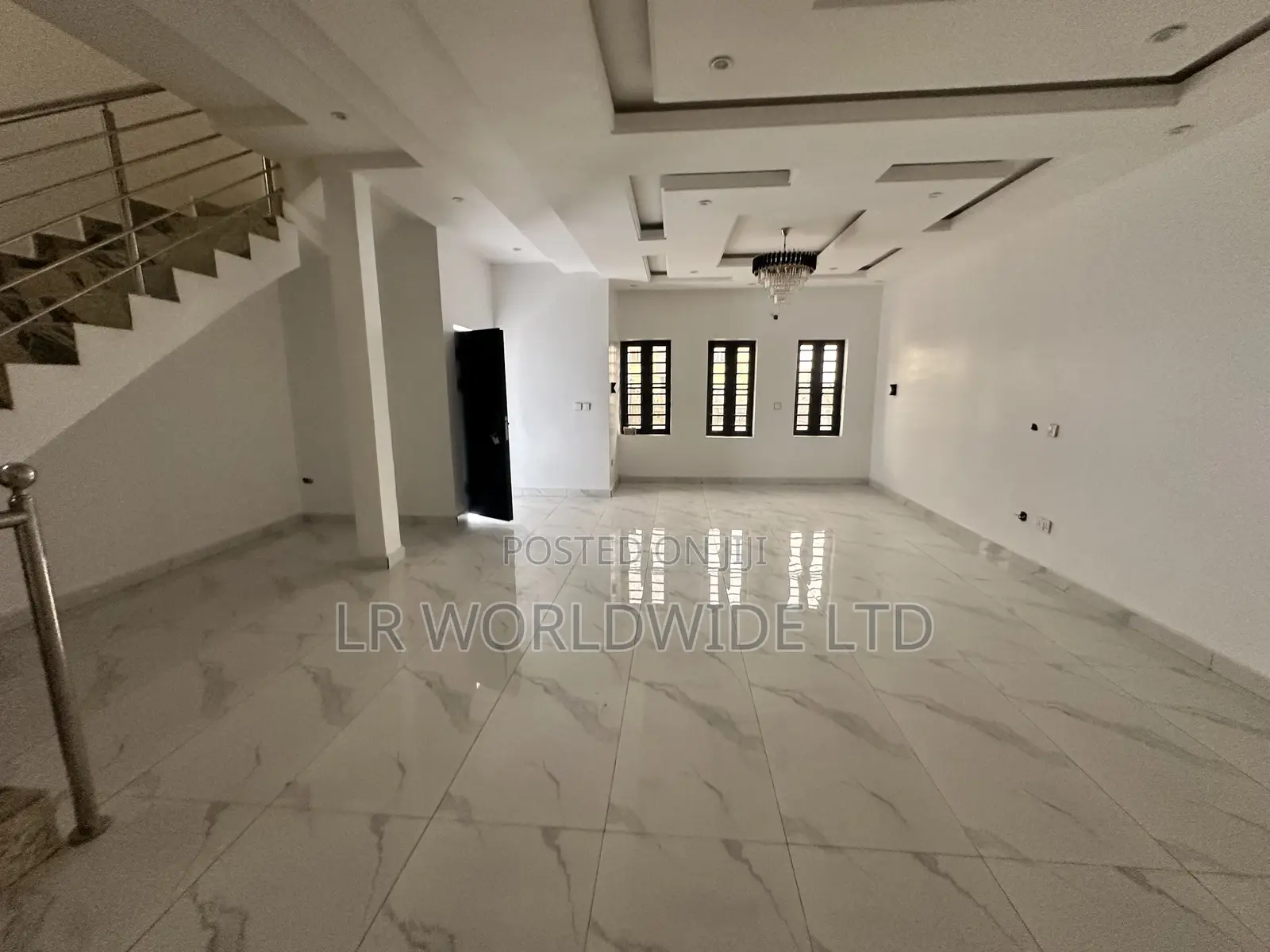 4bdrm Duplex in Lugbe District for sale