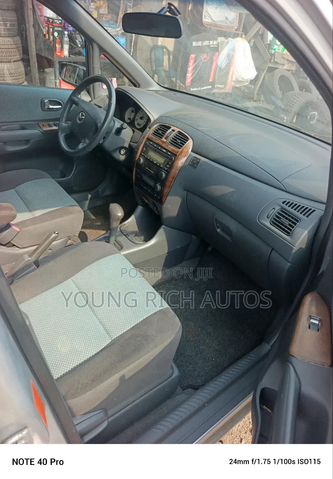 Mazda Premacy 2005 Silver