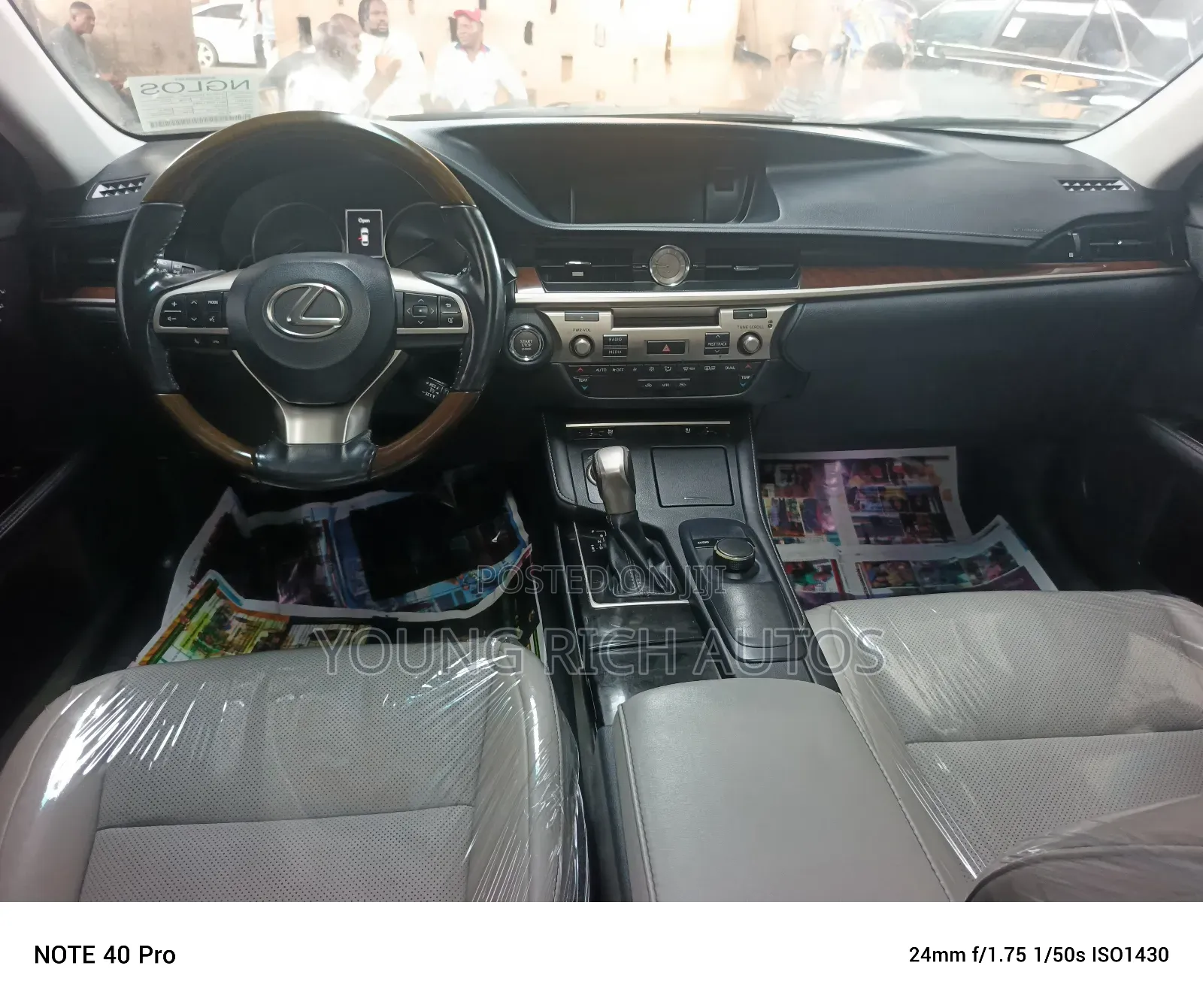 Lexus ES 2016 Gray