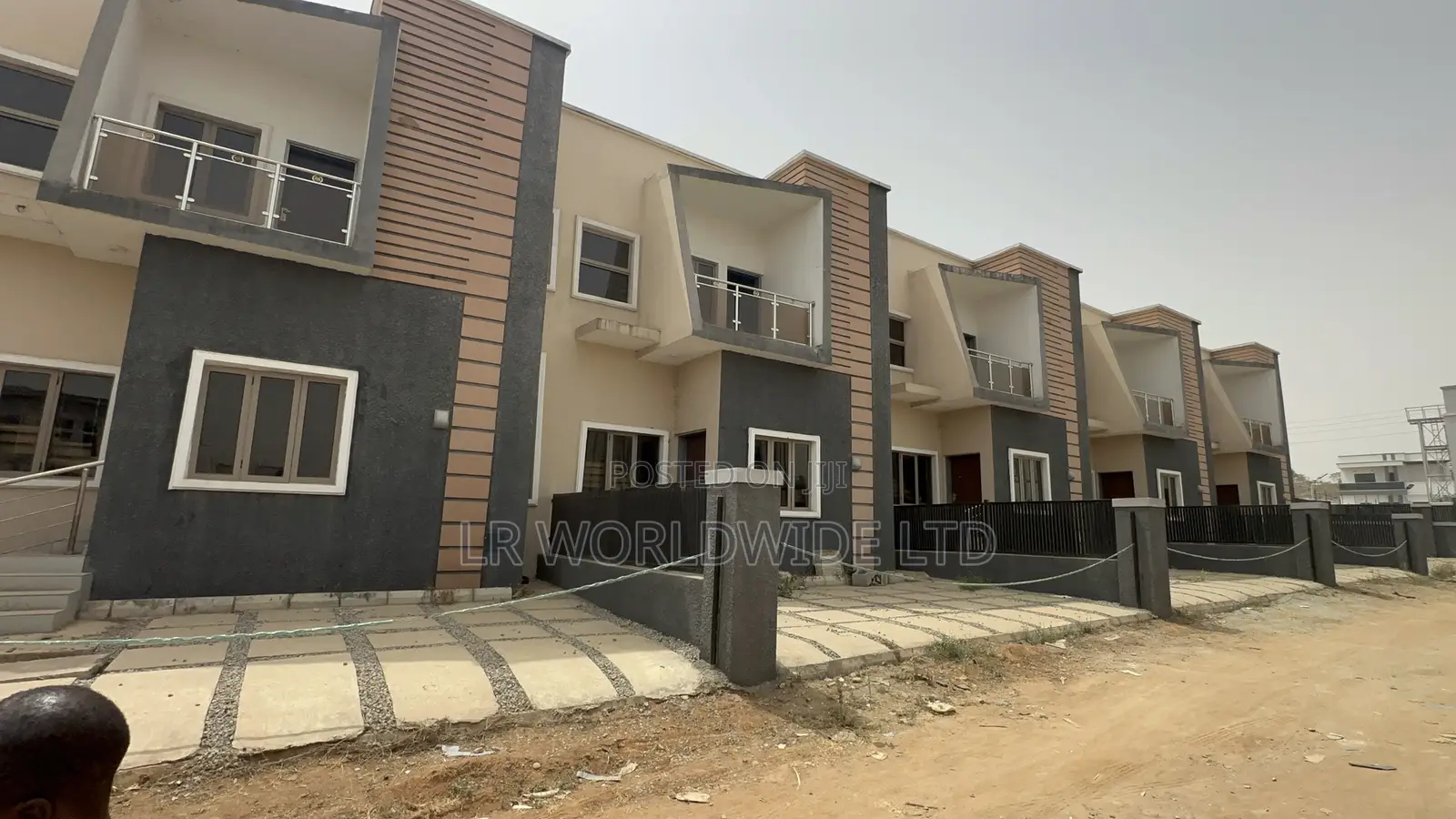 3bdrm Townhouse/Terrace in Mshel, Abuja (Fct) for Sale