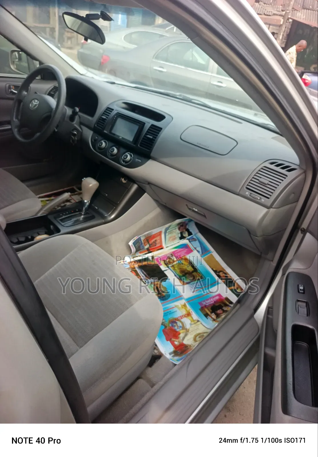 Toyota Camry 2005 Silver