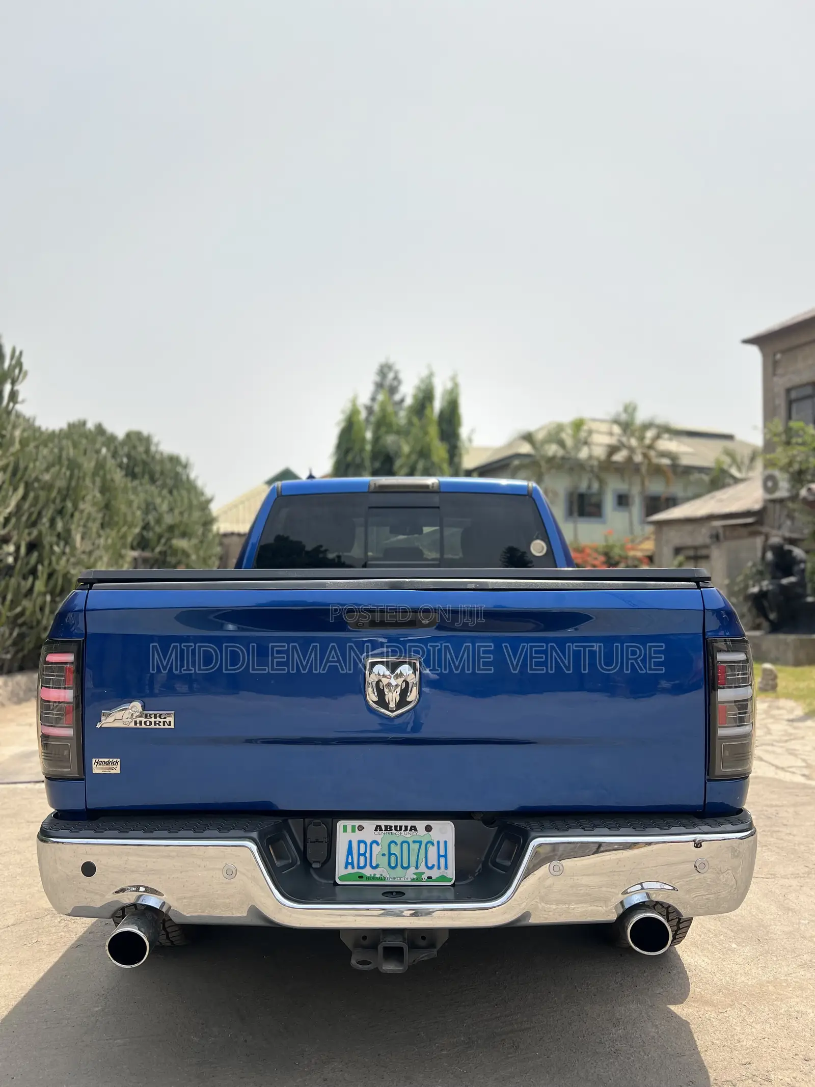 Dodge RAM 1500 5.7 Petrol AWD 2017 Blue