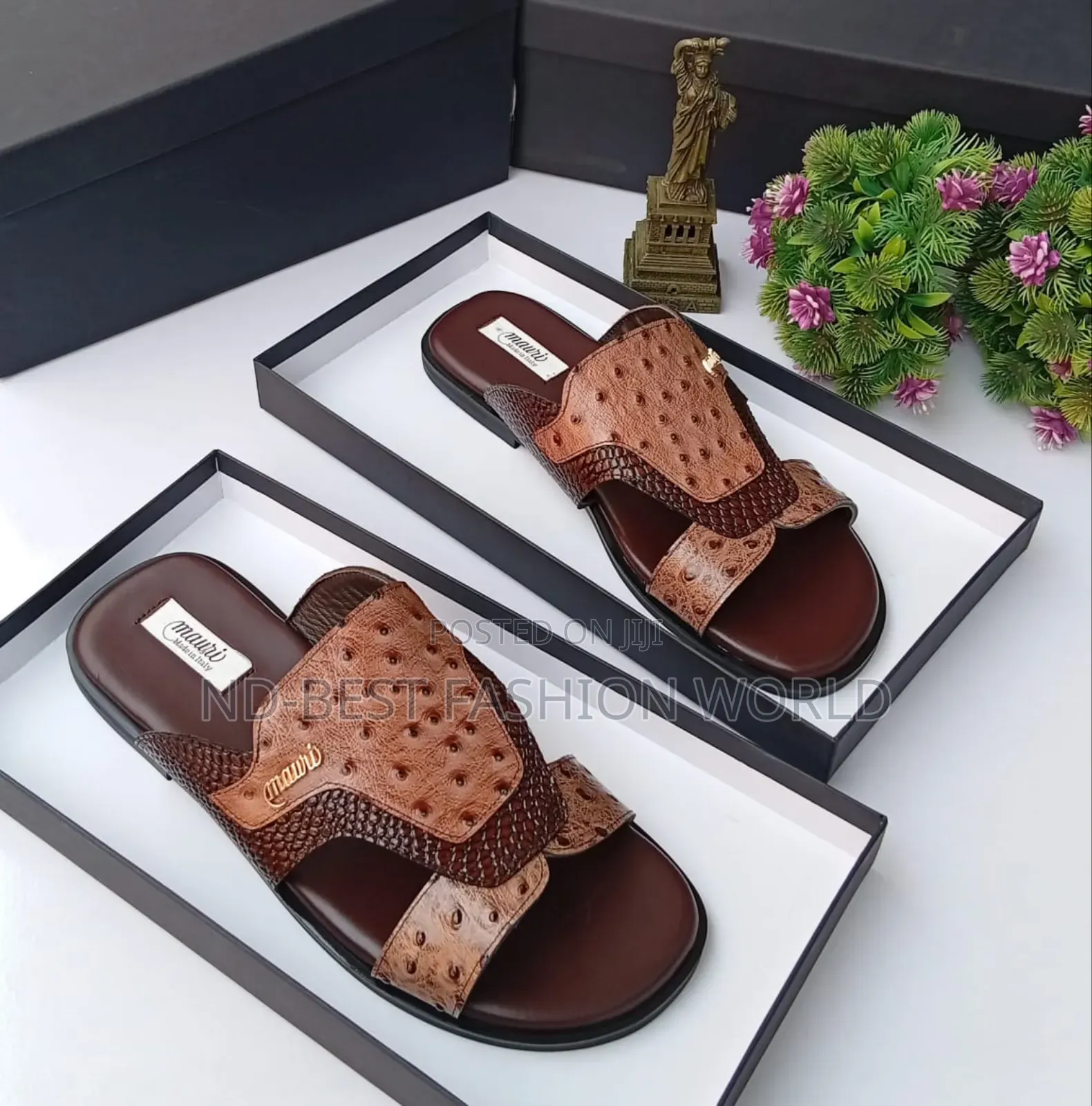Muai Quality Leather Slippers