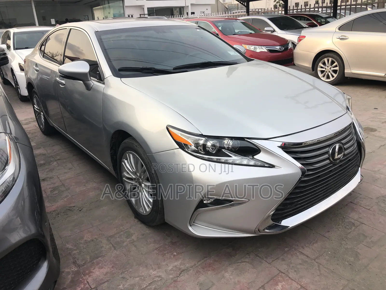 Lexus ES 2015 Silver