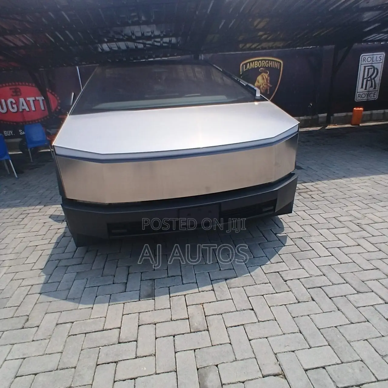 New Tesla Cybertruck 173 kWh Cyberbeast AWD 2024 Gray