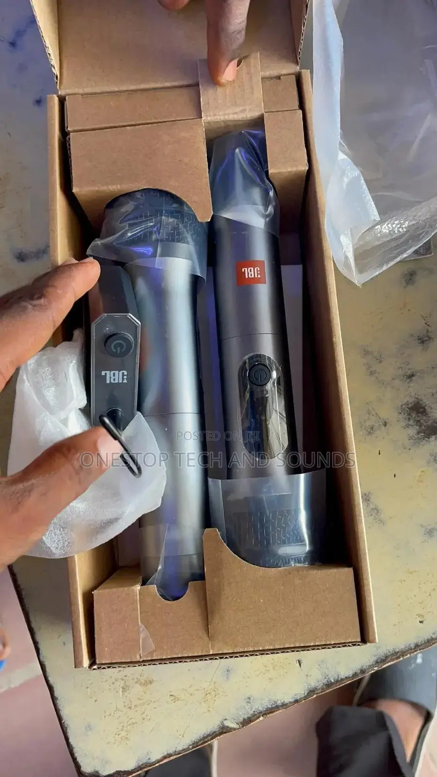 JBL Dual Wireless Microphone System (Original Brand New)
