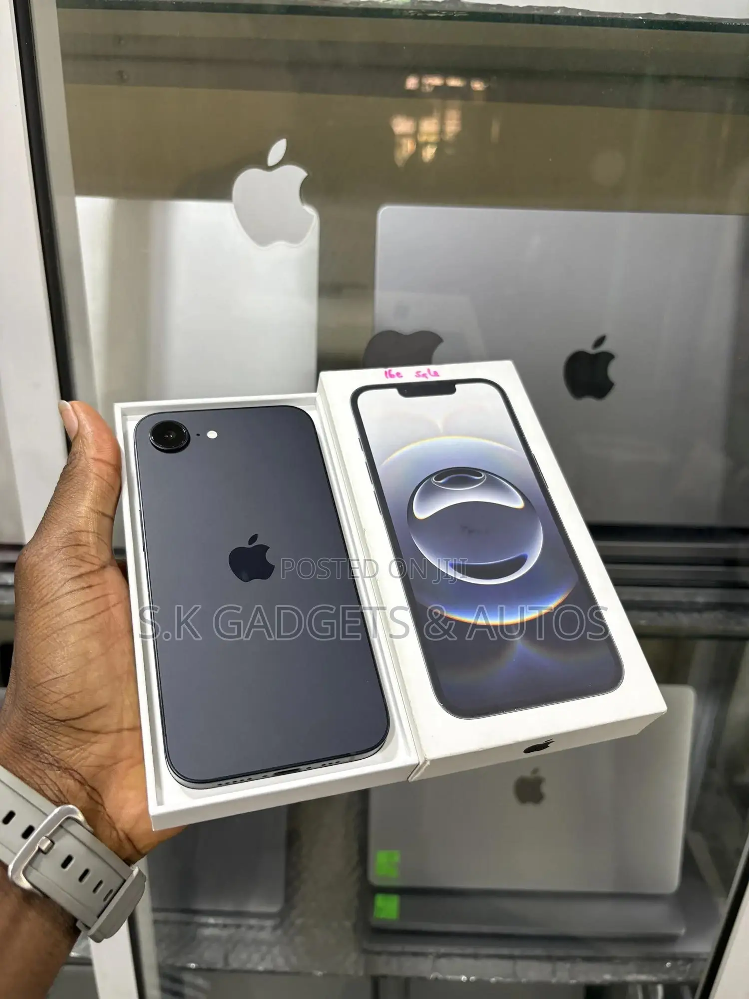 Apple iPhone 16e 128 GB Black