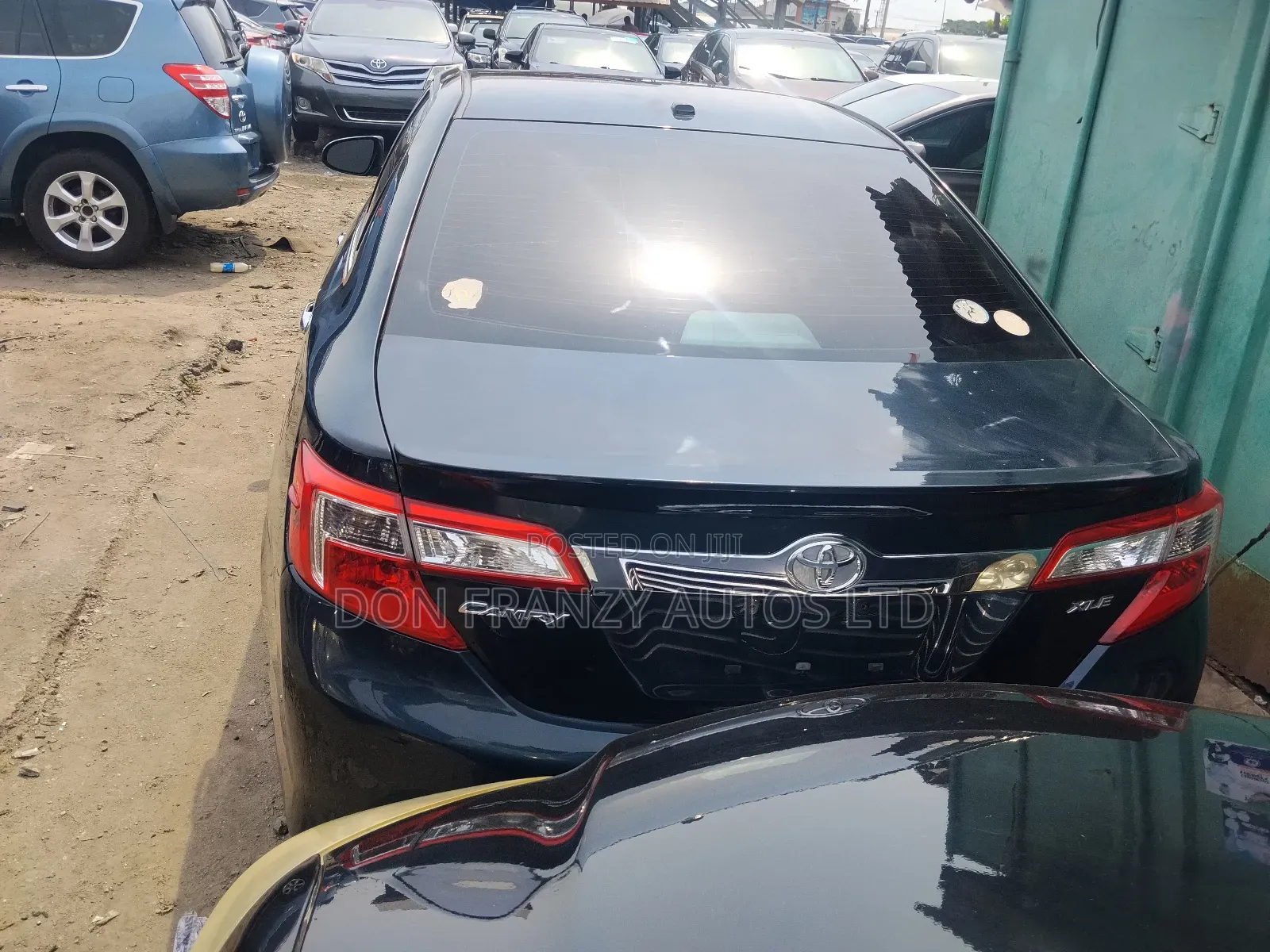 Toyota Camry XLE 4dr Sedan (2.5L 4cyl 6A) 2014 Black