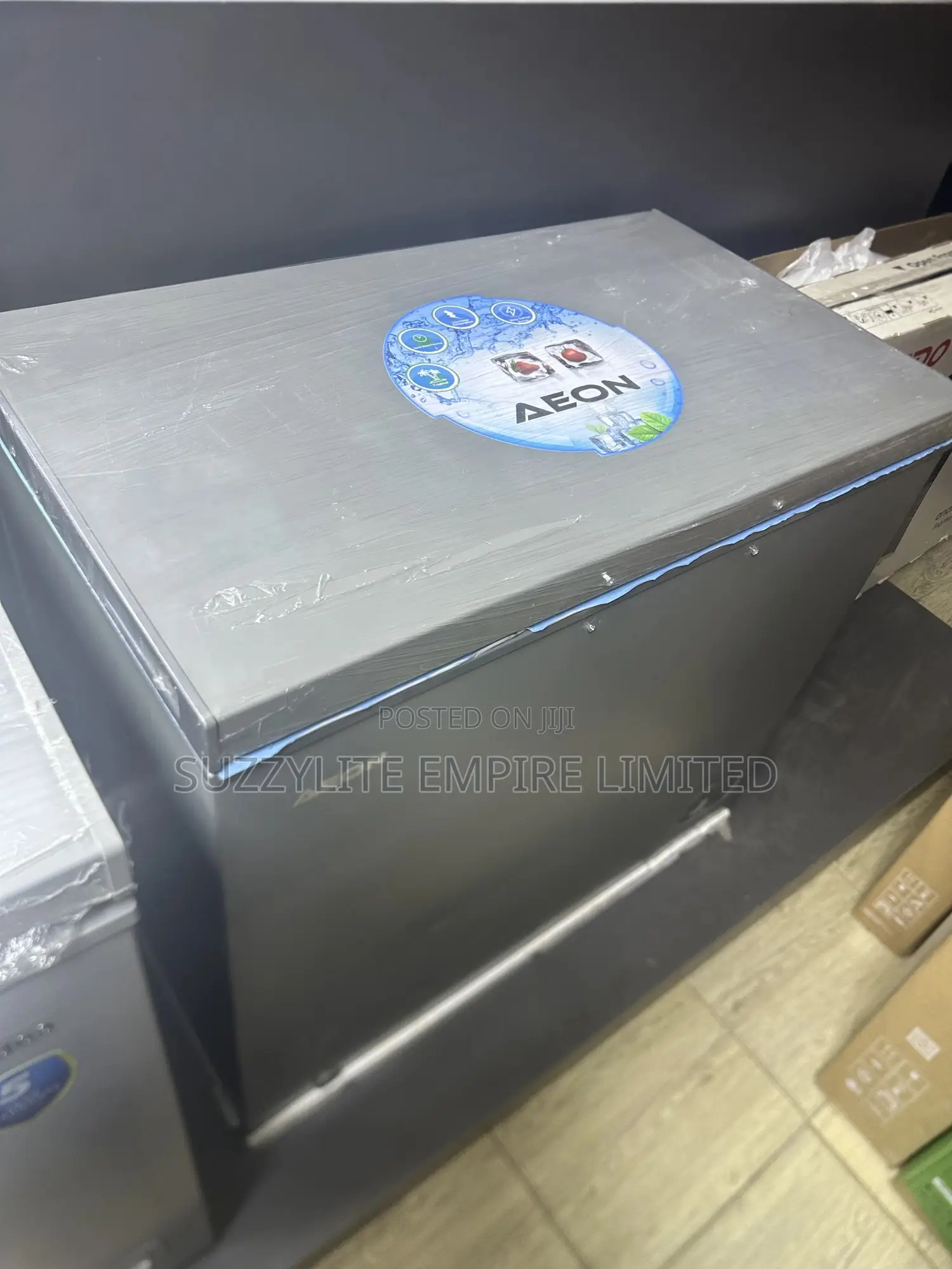 Aeon 200 Liters Chest Freezer Energy Saving