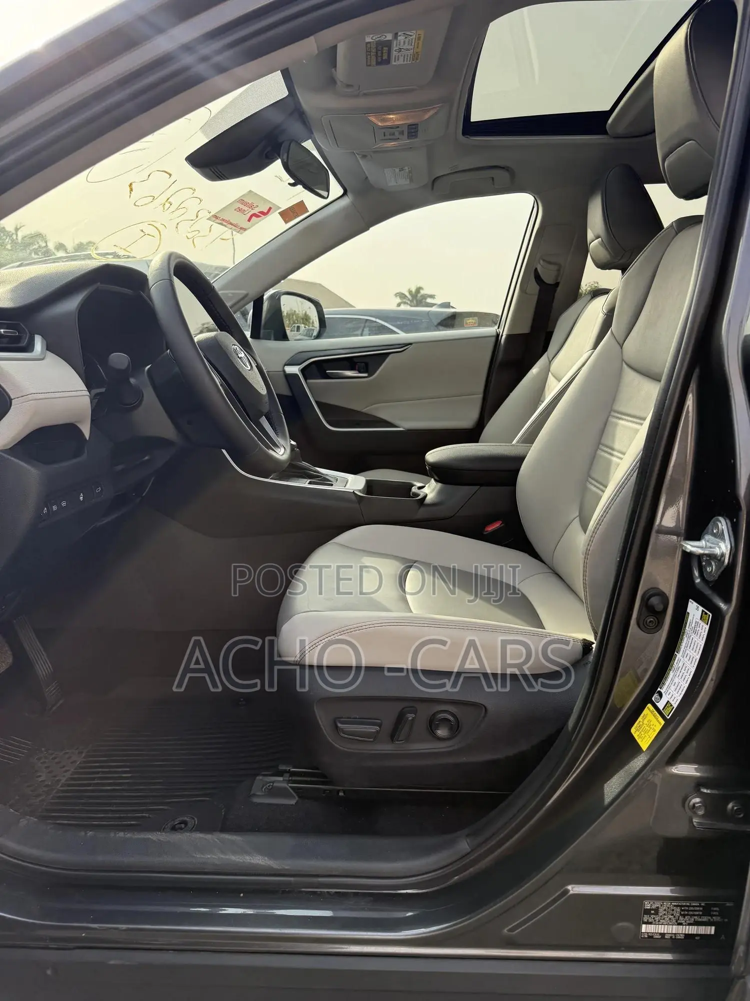 Toyota RAV4 2024 Gray