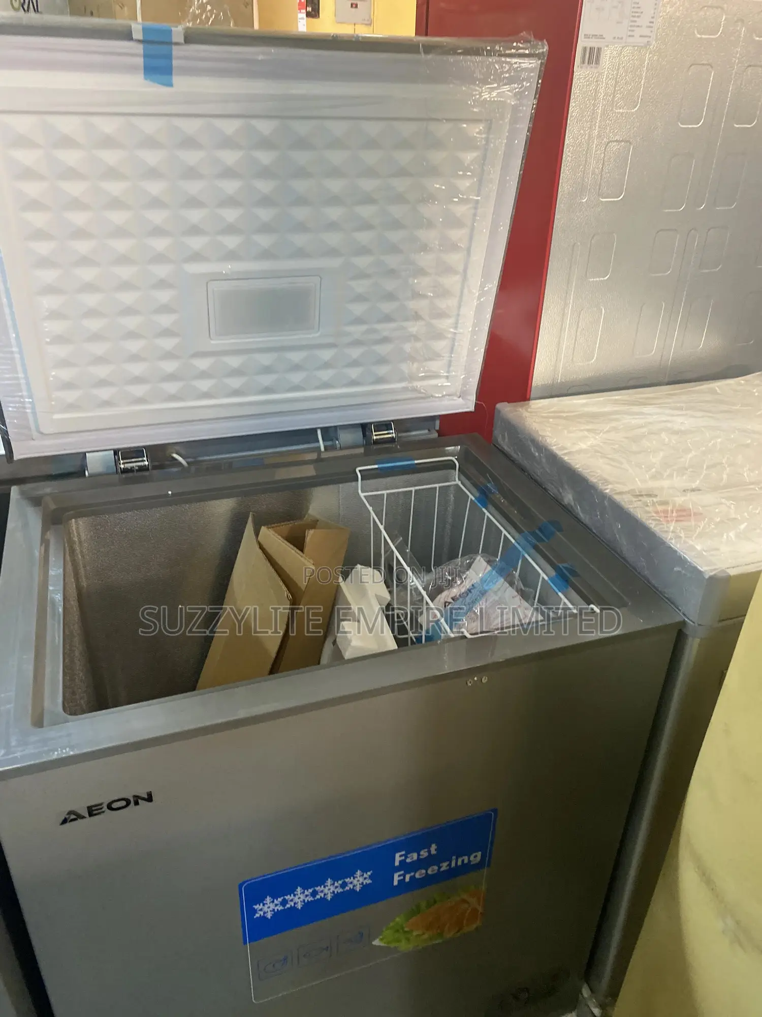 Aeon 150 Liters Chest Freezer Energy Saving