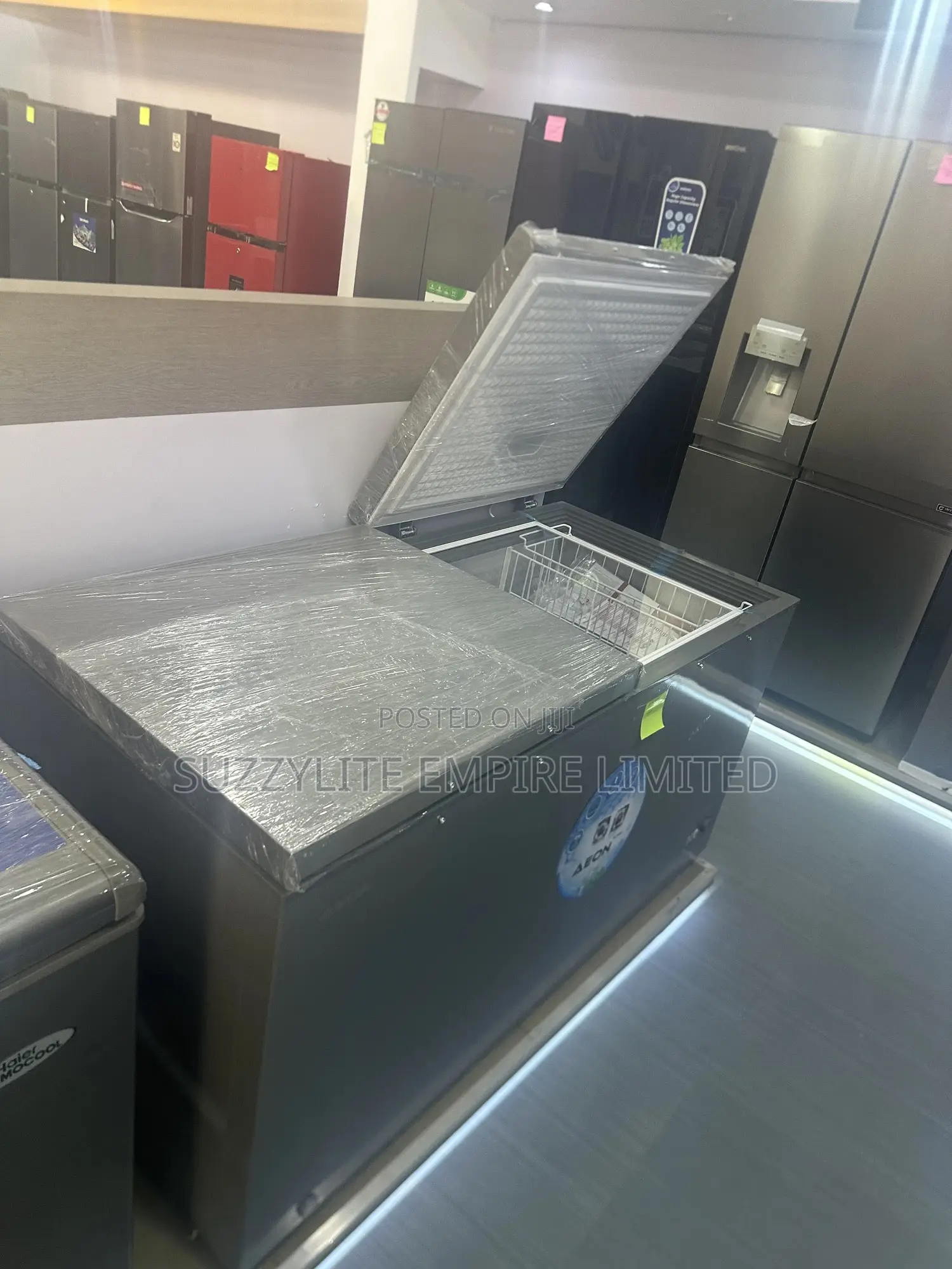 Aeon 450 Liters Double Door Chest Freezer