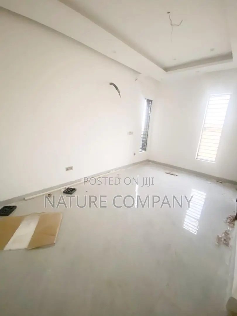 4bdrm Duplex in C.M.D Road, Alausa for rent