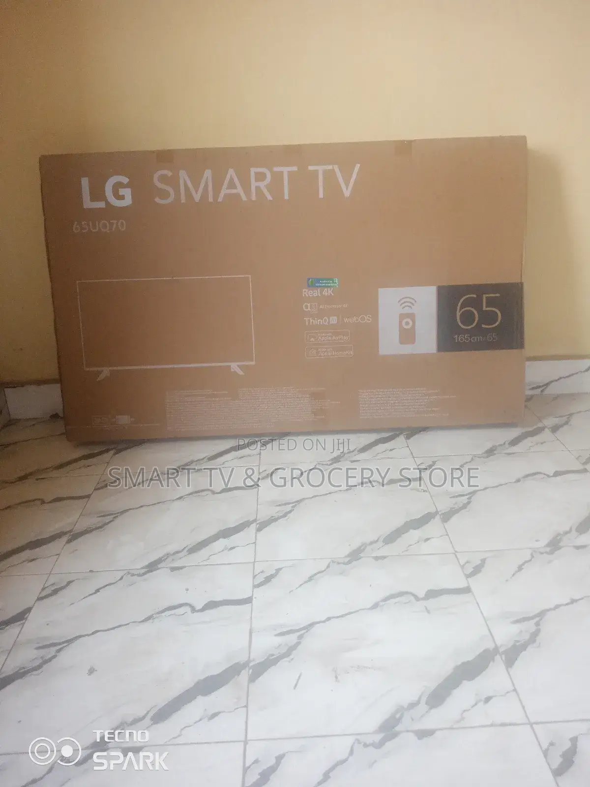 65 Inches Tv With Vibrating Colour