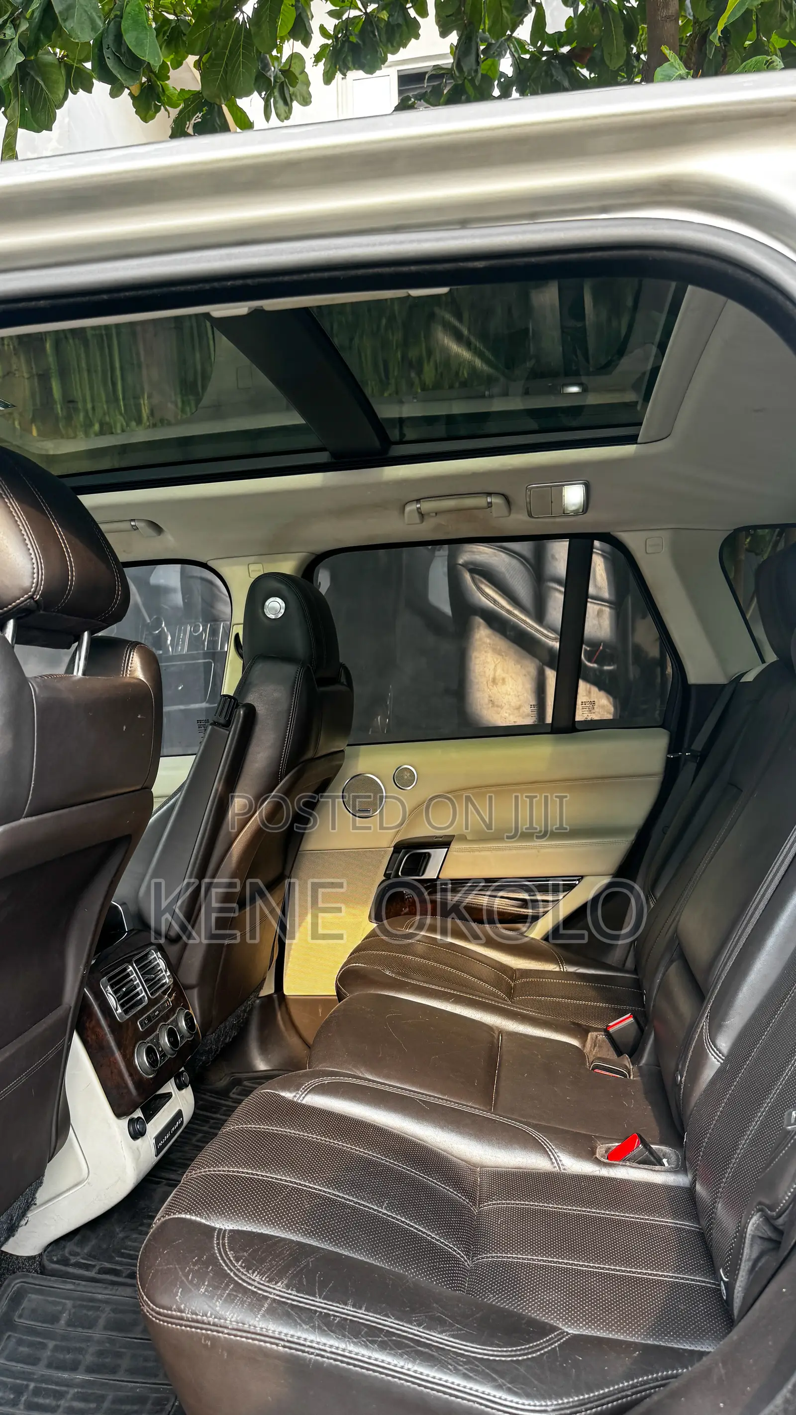 Land Rover Range Rover Vogue 2015 Gold