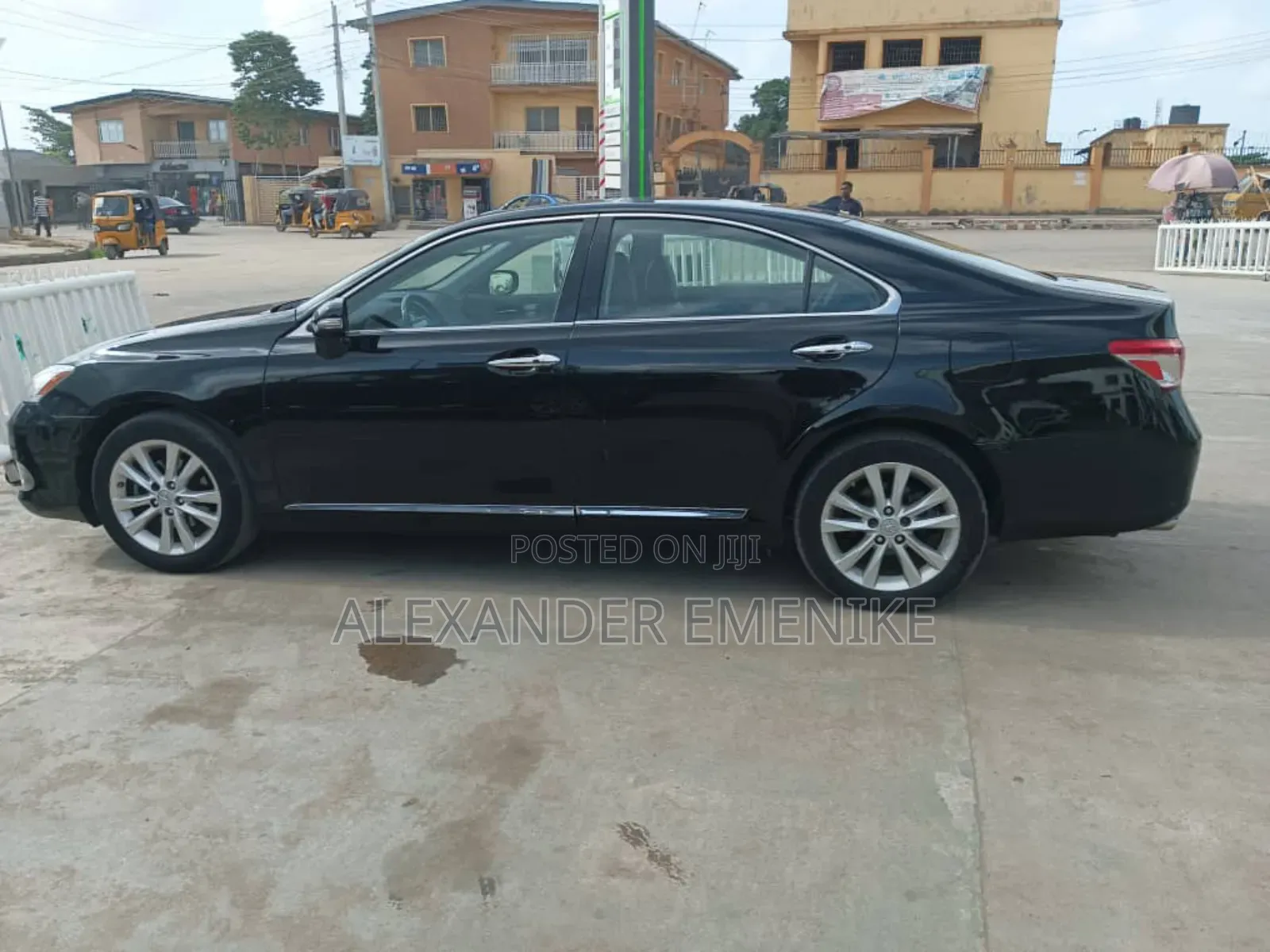 Lexus ES 350 2011 Black