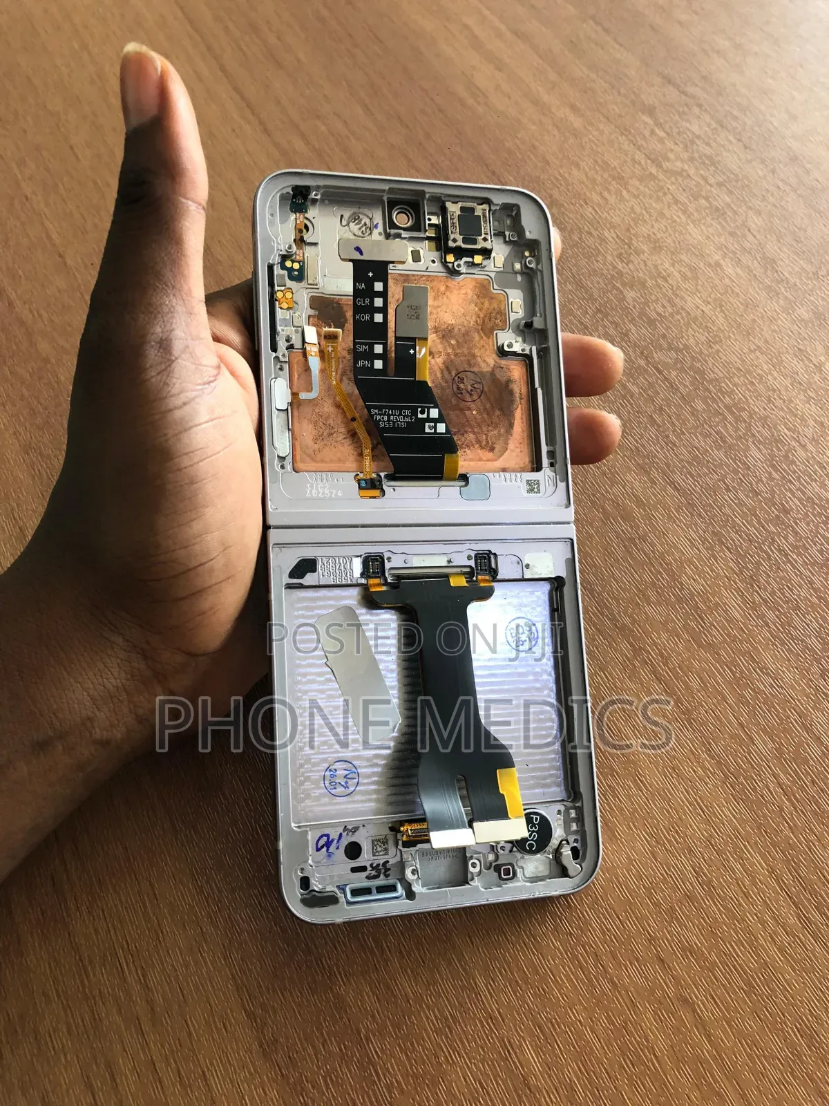 Samsung Galaxy Flip 5 Screen Amoled With Frame