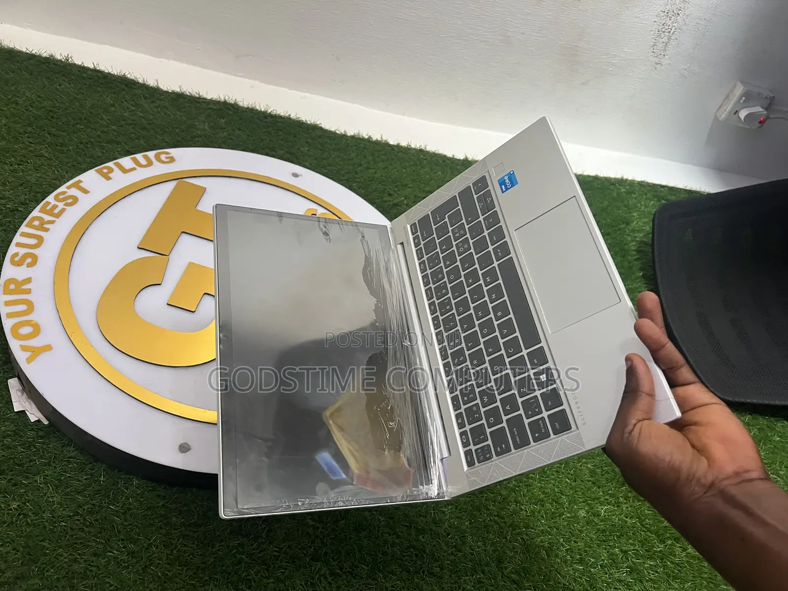 New Laptop HP EliteBook 830 G8 24GB Intel Core i5 SSD 512GB