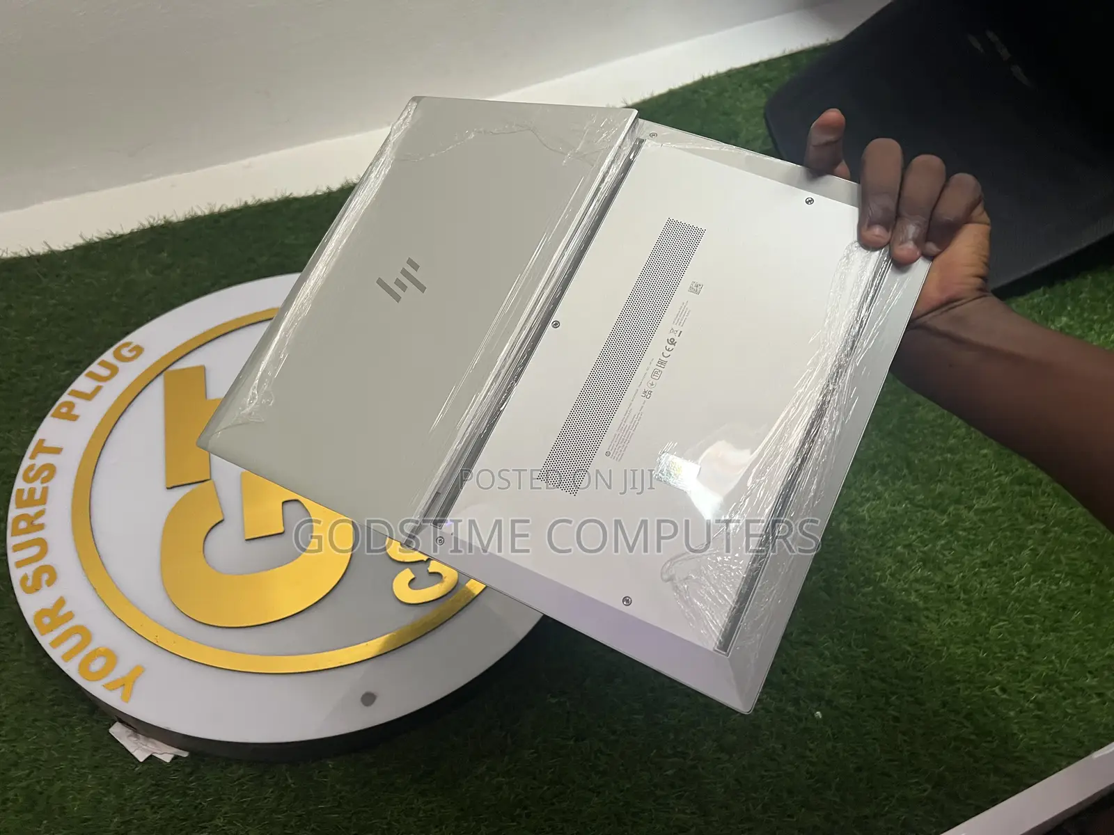New Laptop HP EliteBook 830 G8 24GB Intel Core i5 SSD 512GB