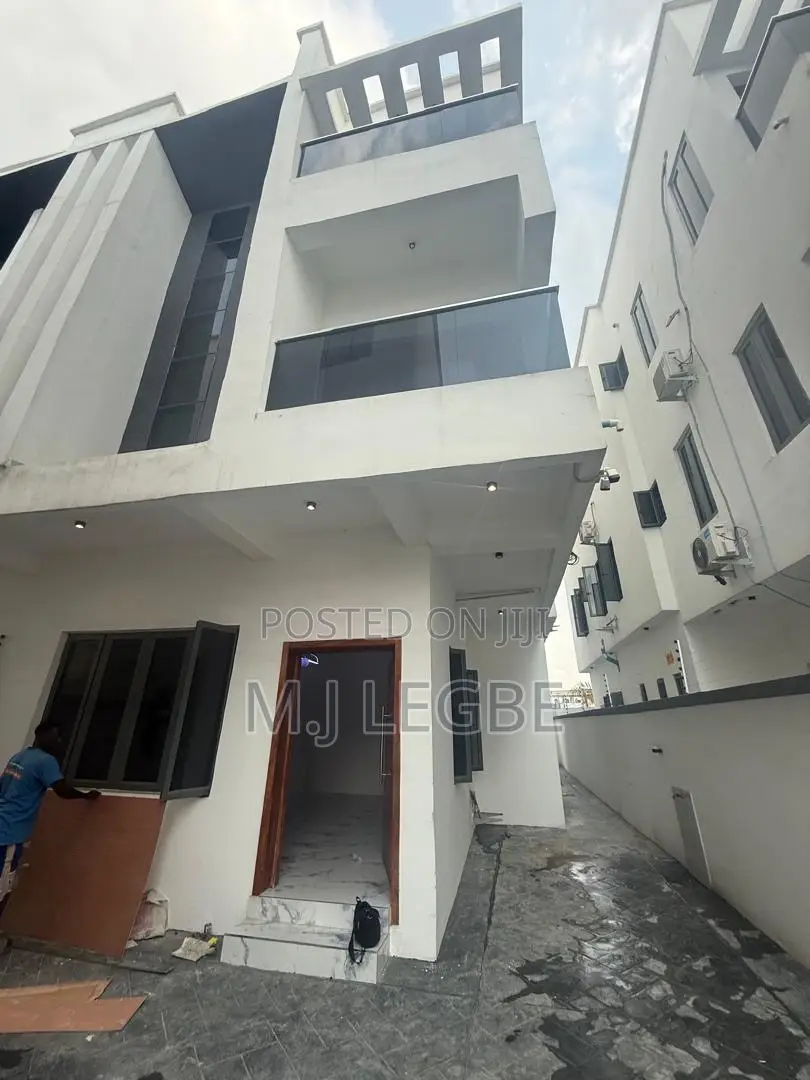 Mini Flat in Ologolo, Lekki for rent