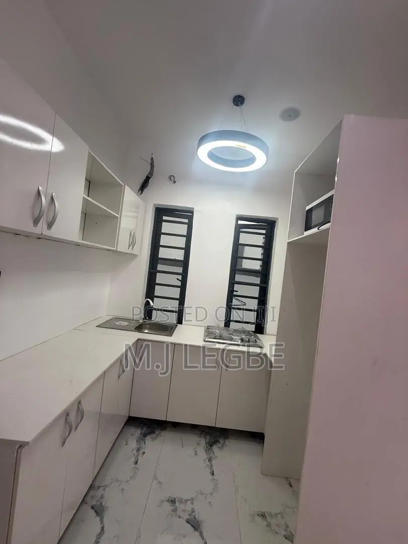 Mini Flat in Ologolo, Lekki for rent
