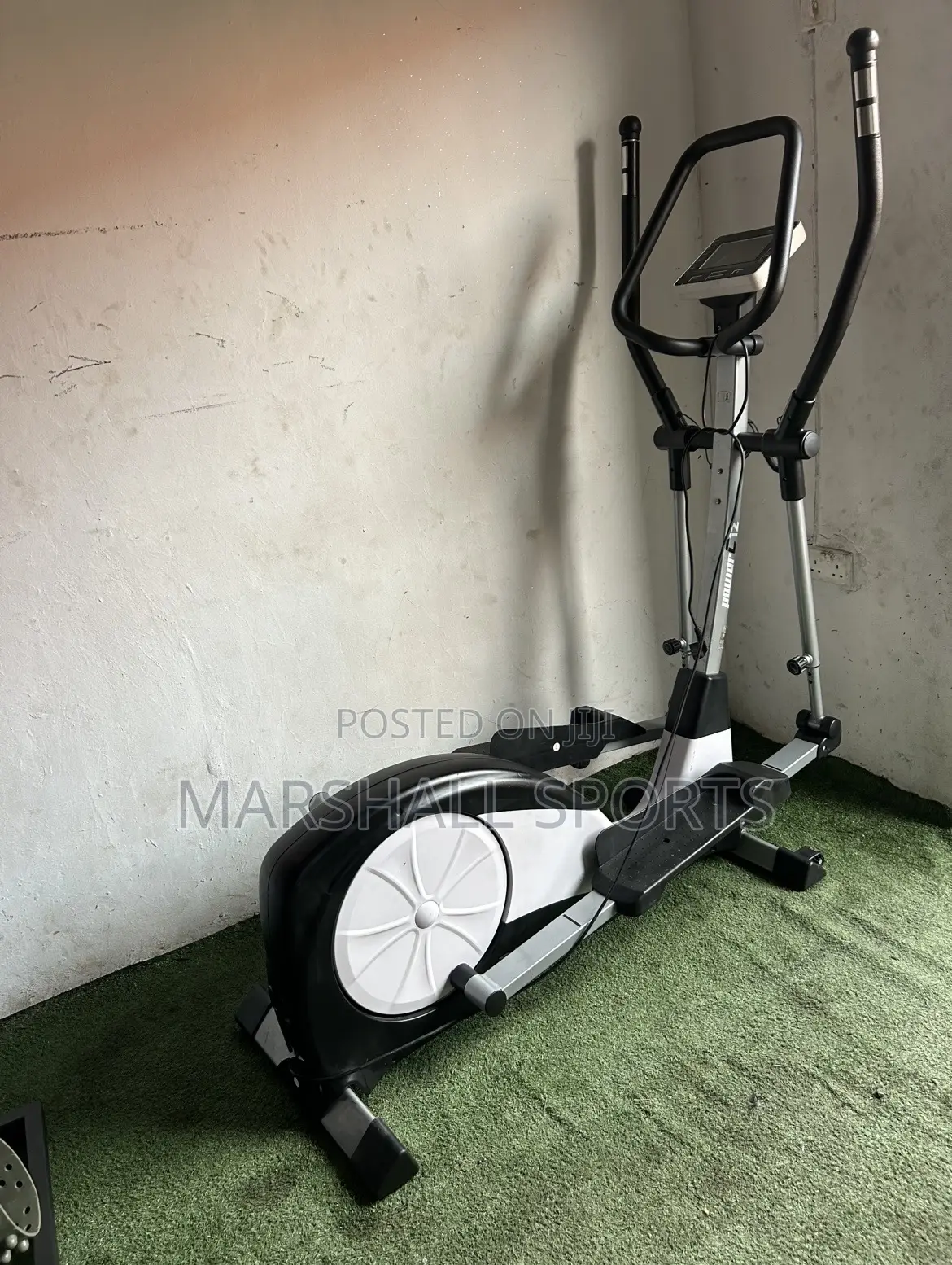 Commercial Crane Elliptical Cross Trainer