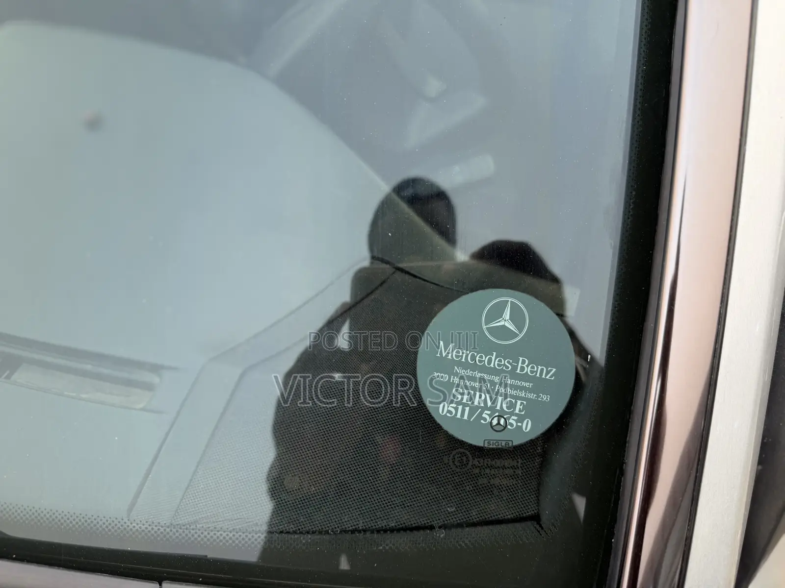 Mercedes-Benz E200 1995 Silver