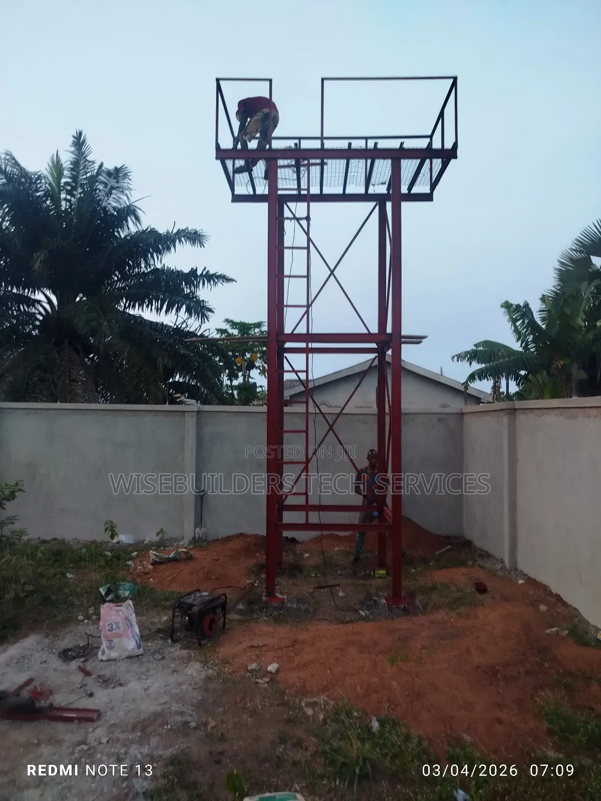 Water Stanchion Stand
