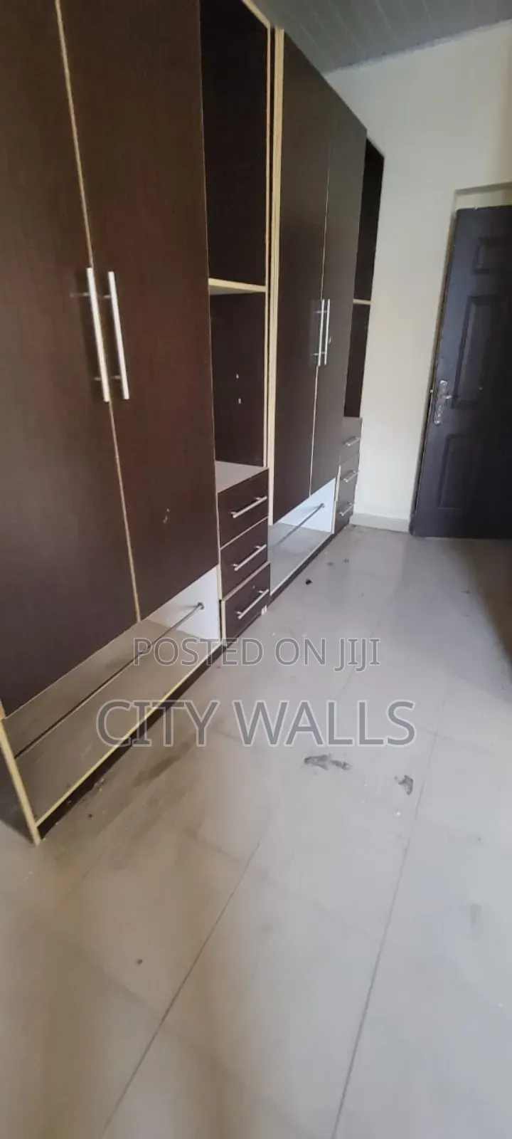 3bdrm Block of Flats in Lekki for rent