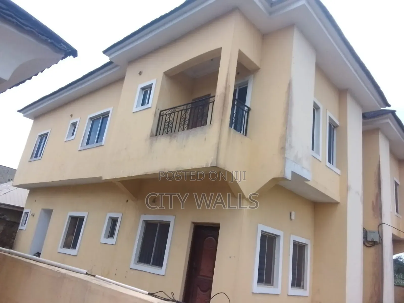 2bdrm Block of Flats in Ogombo for rent