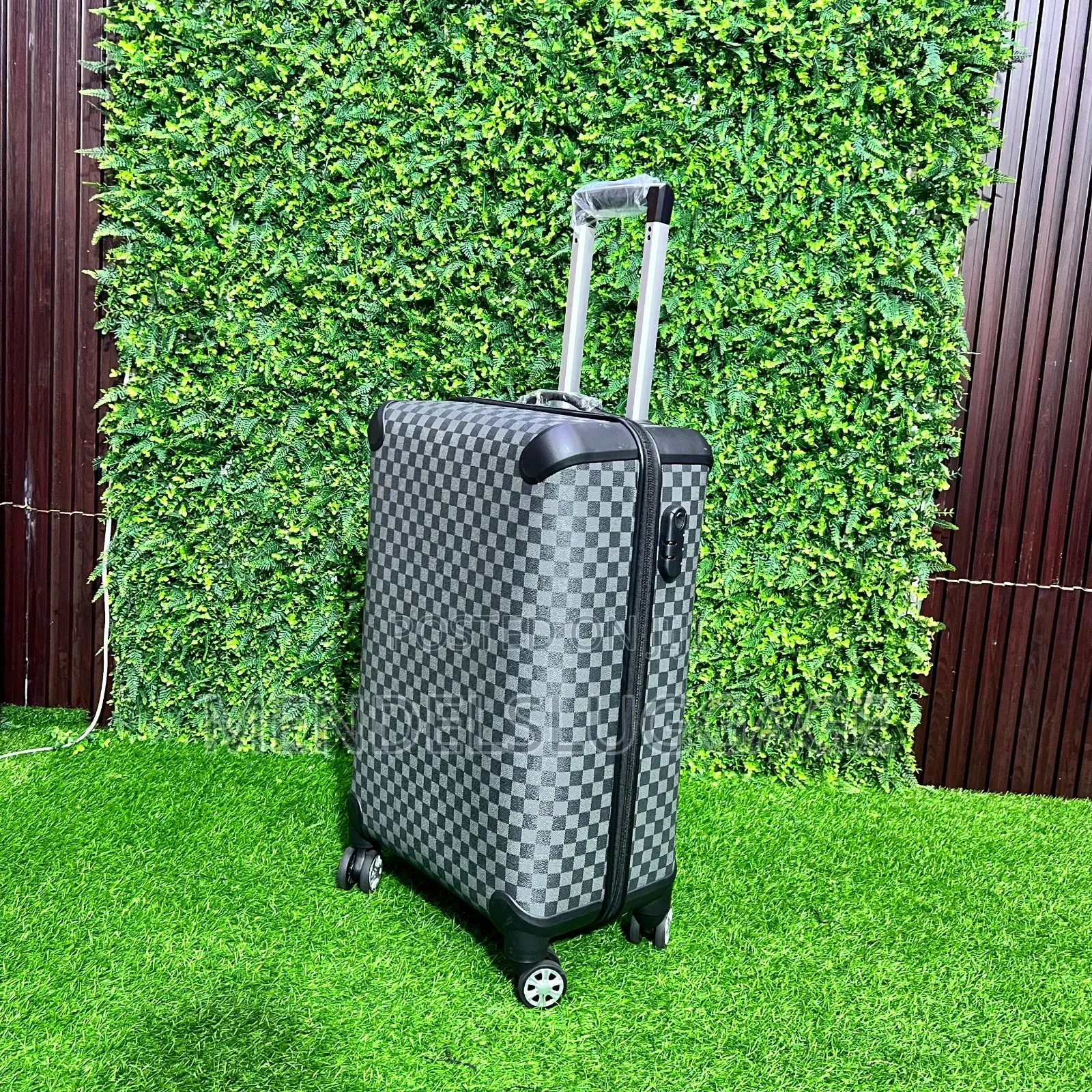 Title: 3-in-1 Luxury Checkered Hard Shell Travel Suitcase Set