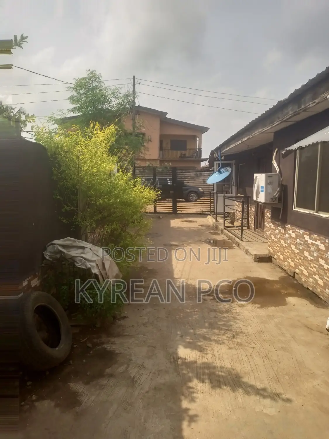 7bdrm Block of Flats in Homart School, Ikorodu for sale