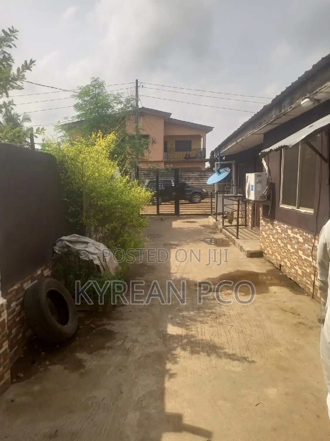 7bdrm Block of Flats in Homart School, Ikorodu for sale