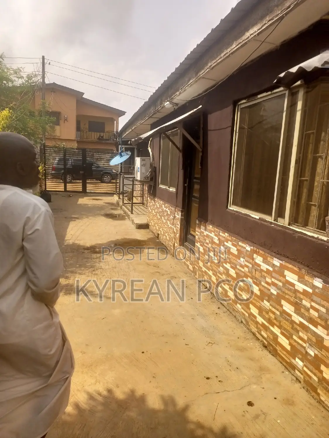 7bdrm Block of Flats in Homart School, Ikorodu for sale