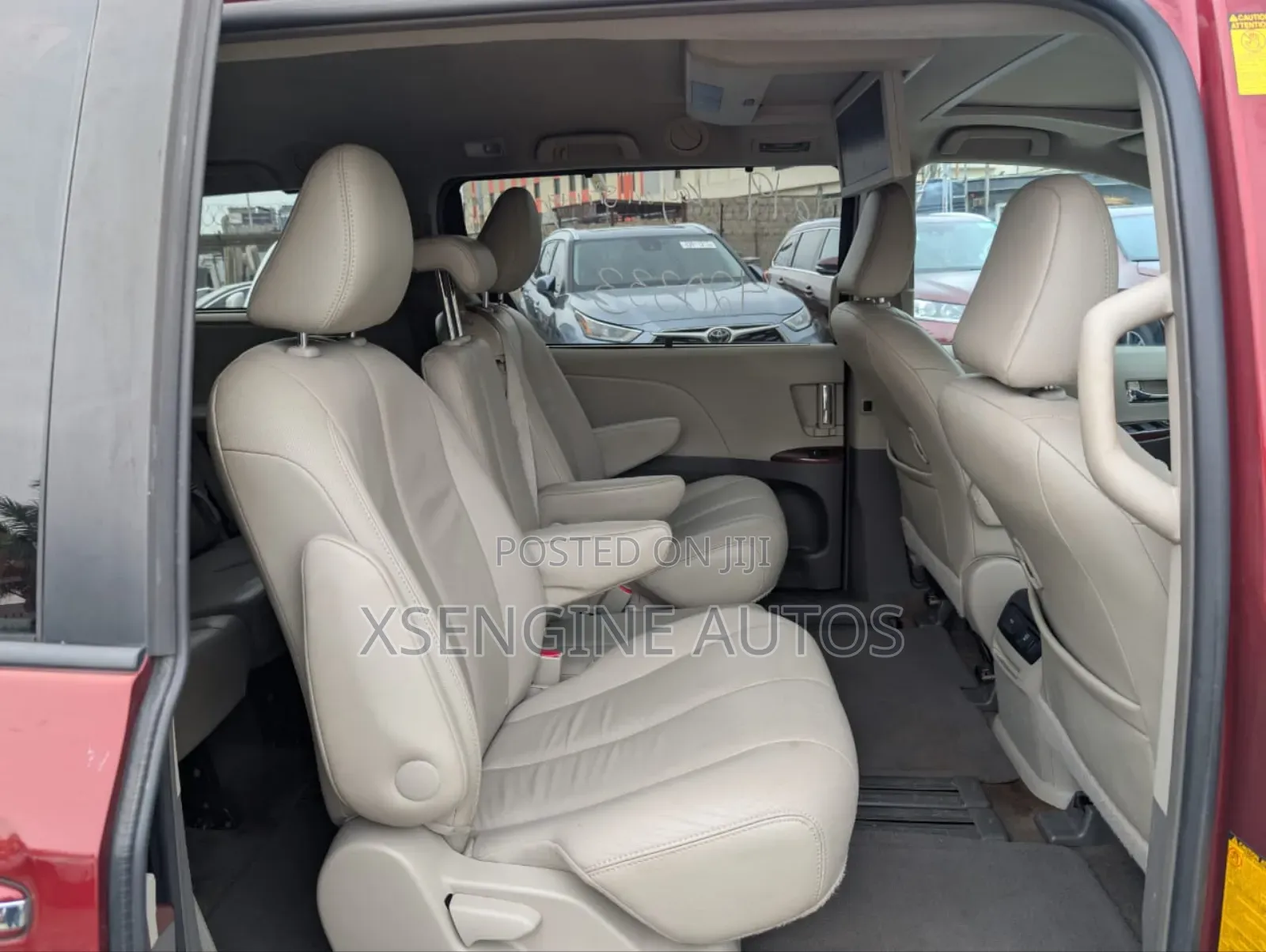 Toyota Sienna 2014 Burgundy