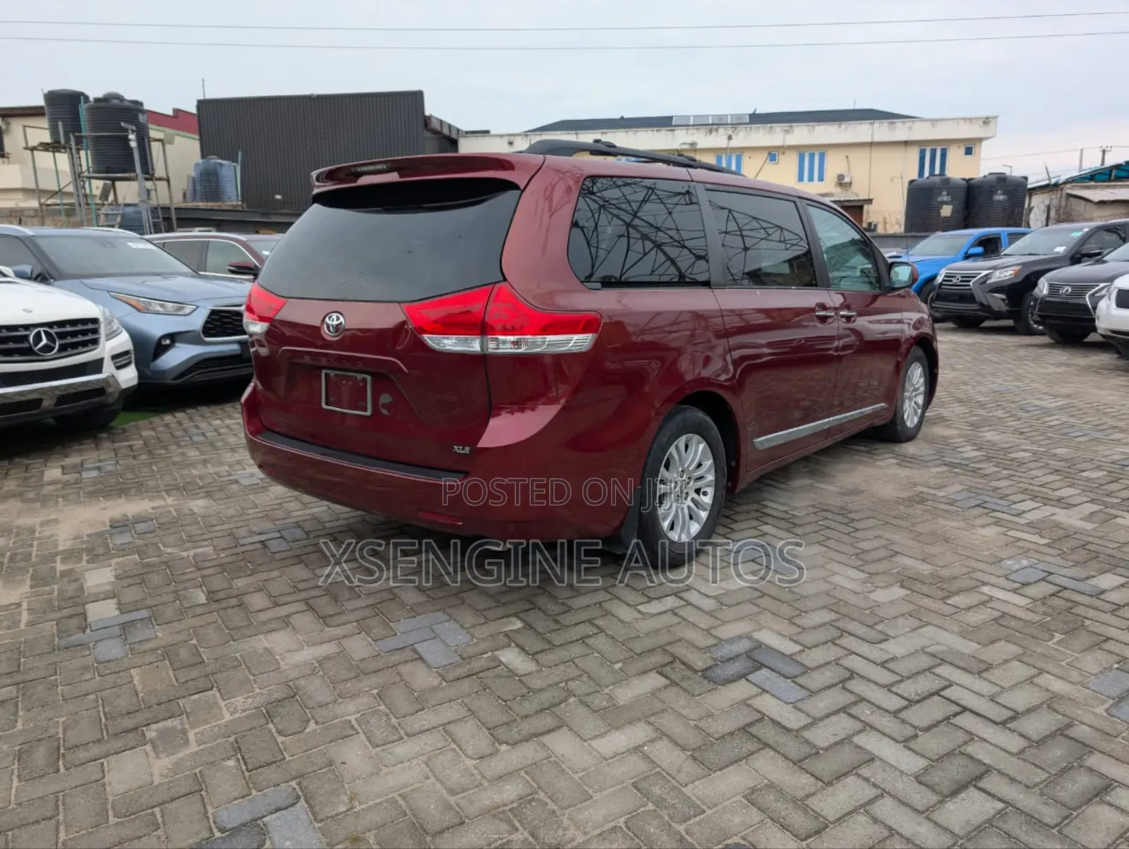 Toyota Sienna 2014 Burgundy