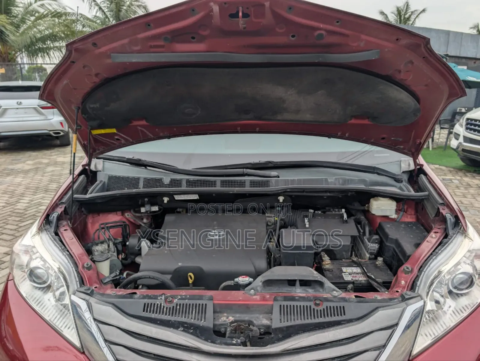 Toyota Sienna 2014 Burgundy