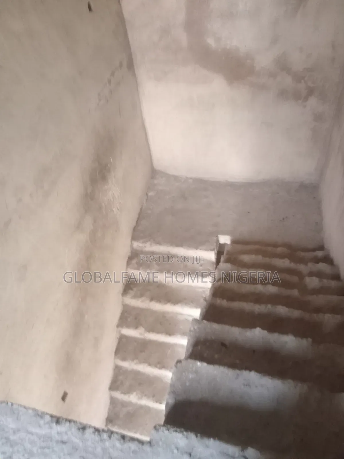 16bdrm Block of Flats in Igbojia Malete, Bogije for sale