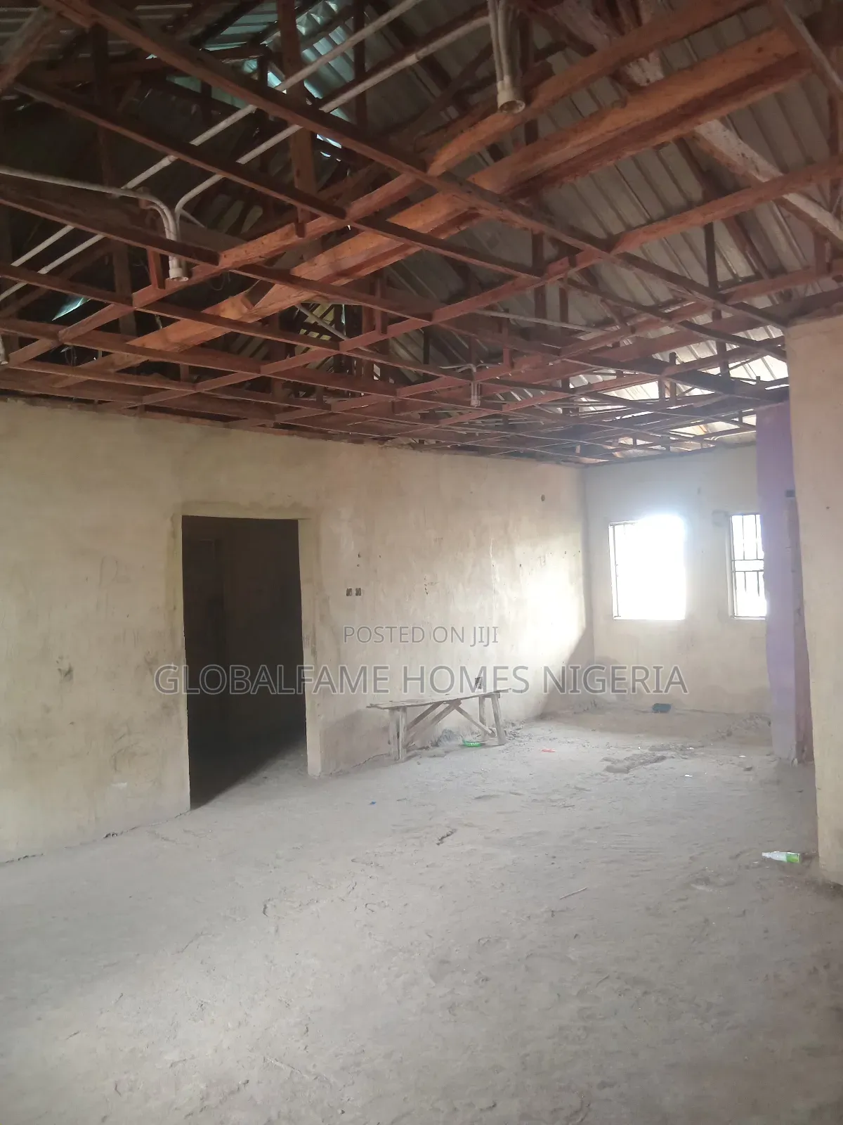 16bdrm Block of Flats in Igbojia Malete, Bogije for sale