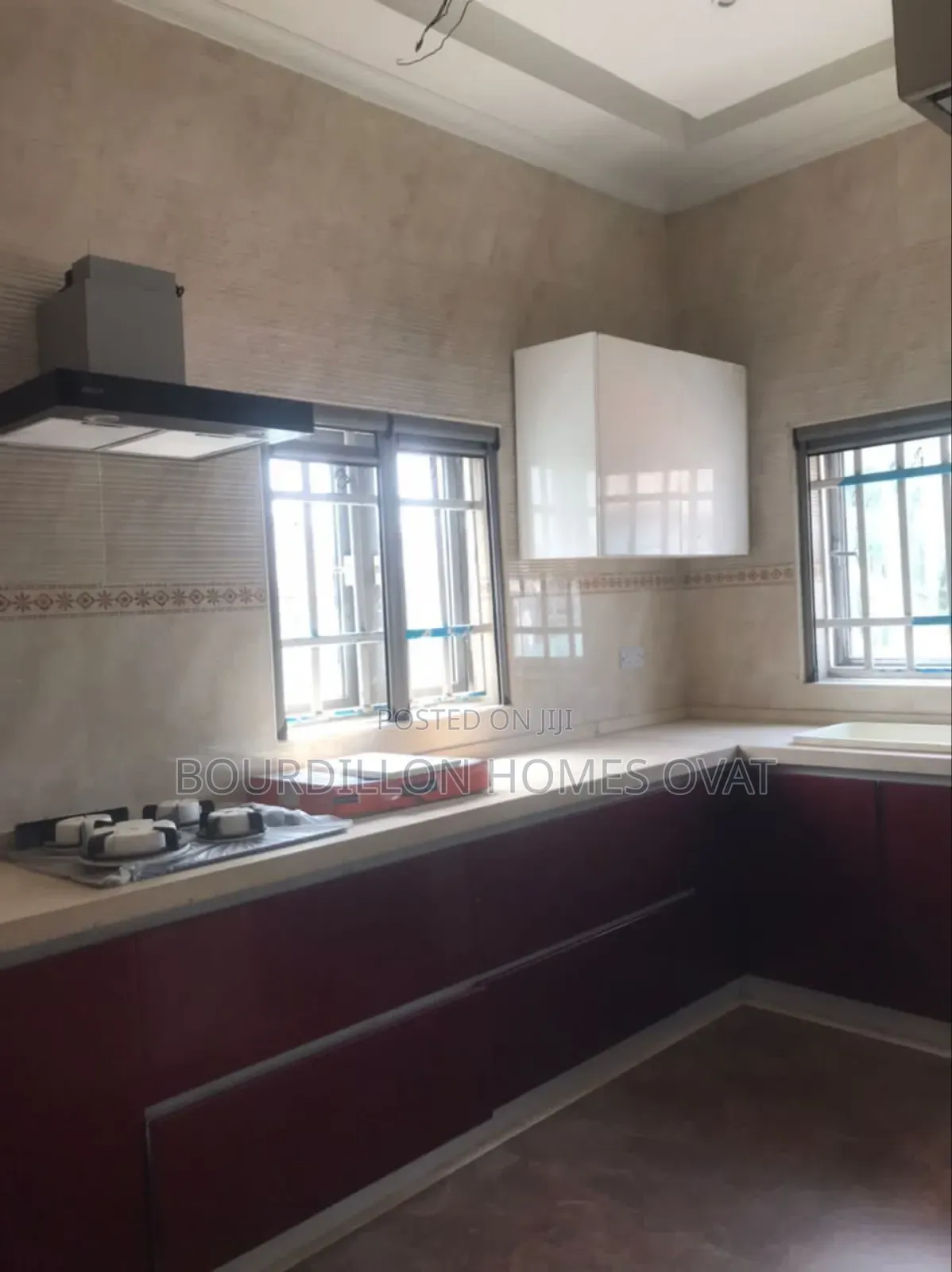 3bdrm Apartment in Lekki Phase 1 for rent