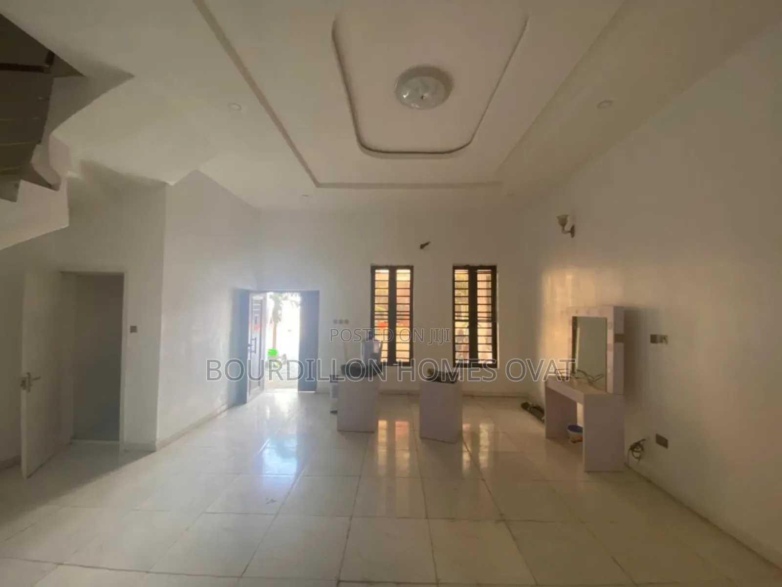4bdrm Duplex in Ikota Villa Estate for sale