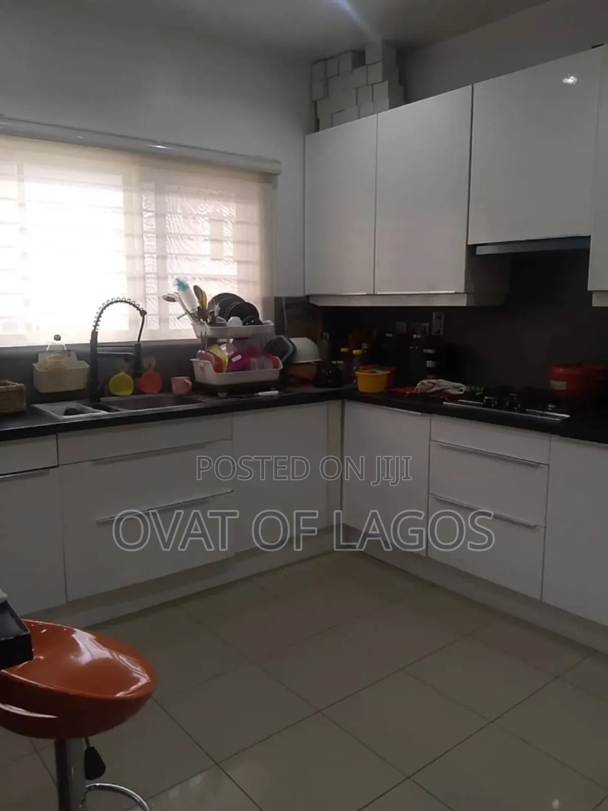 3bdrm Block of Flats in Lekki Phase 1 for rent