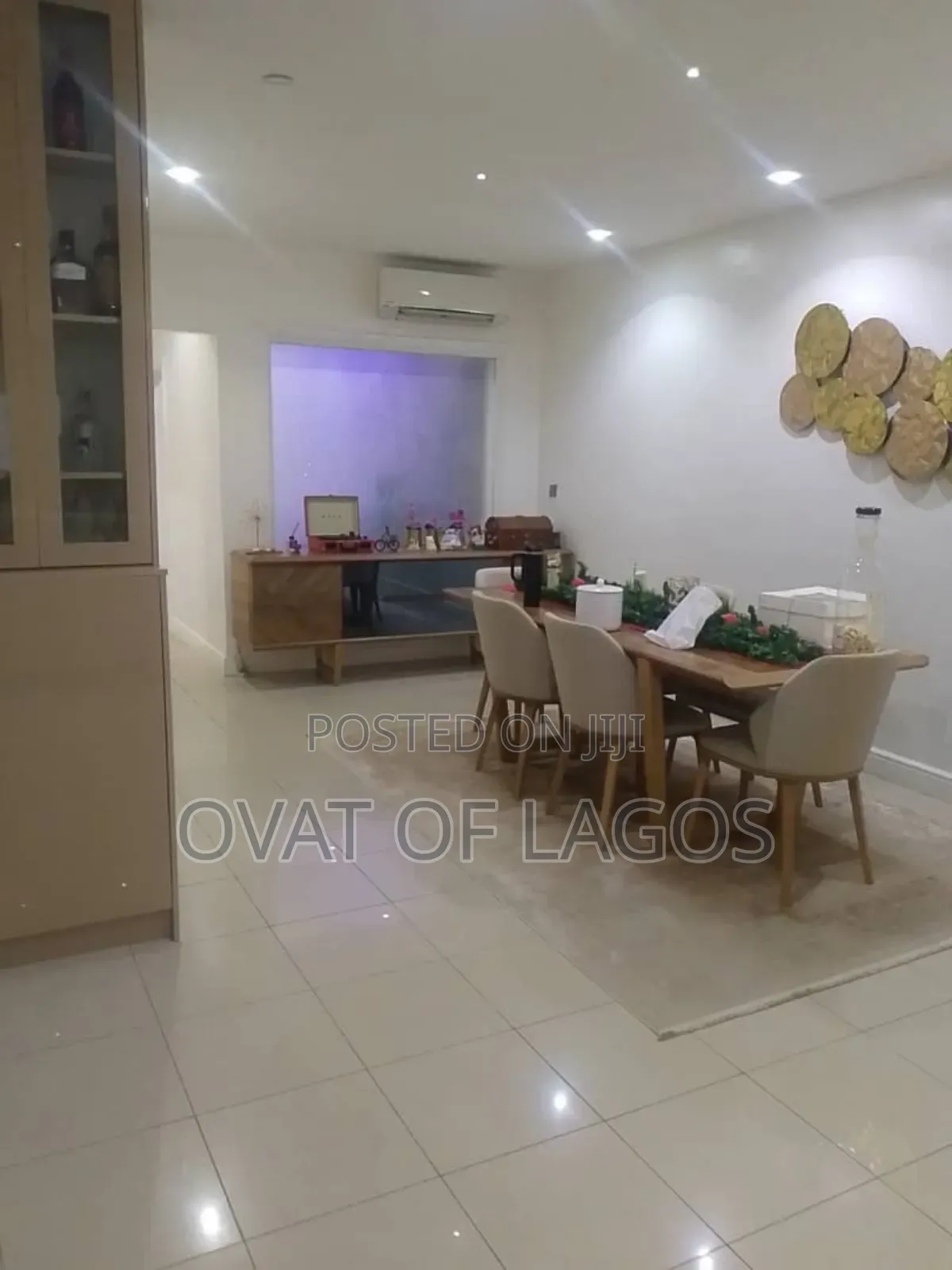 3bdrm Block of Flats in Lekki Phase 1 for rent