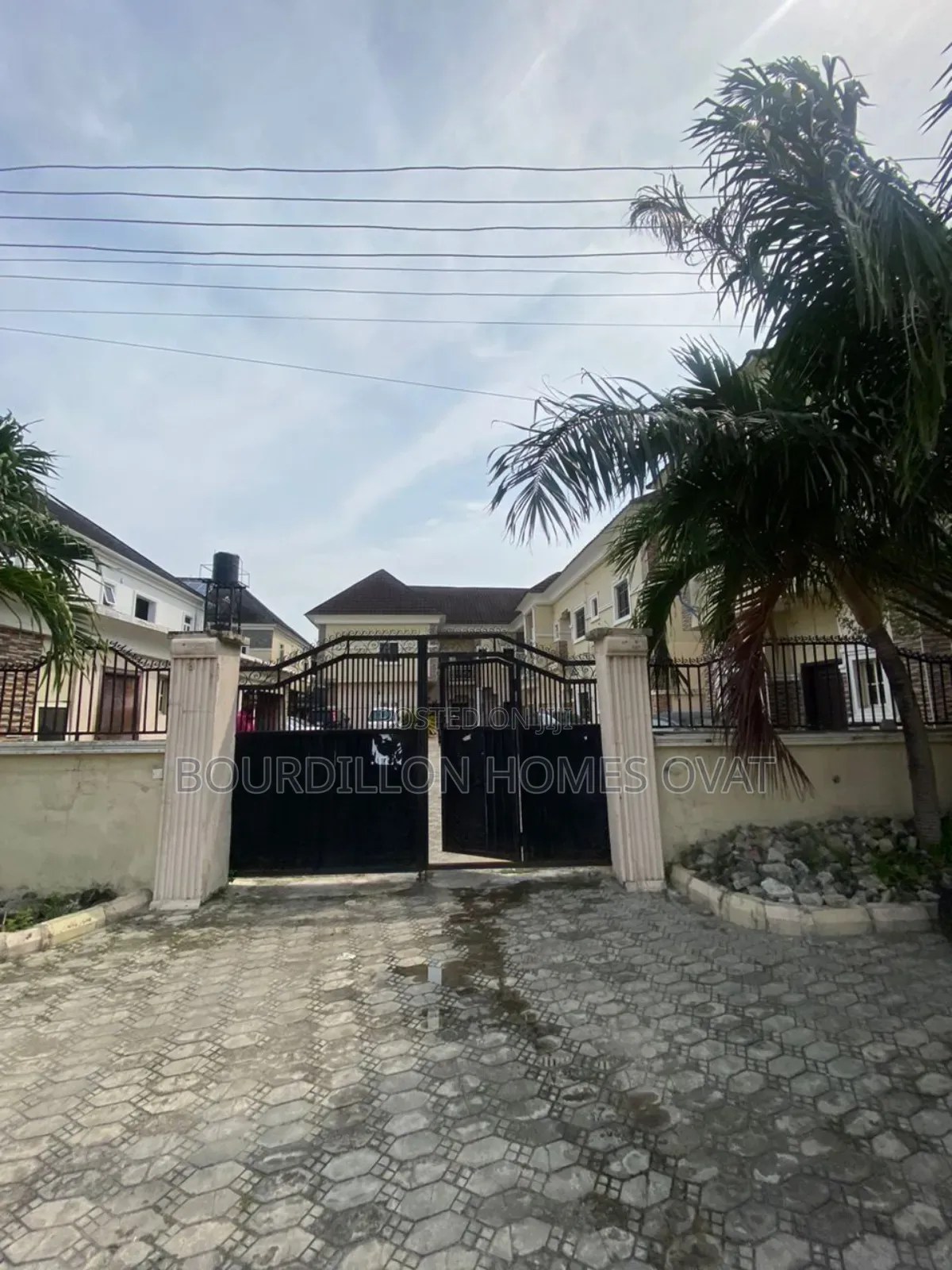 1000 Square Meters Of Chevron Residential Land