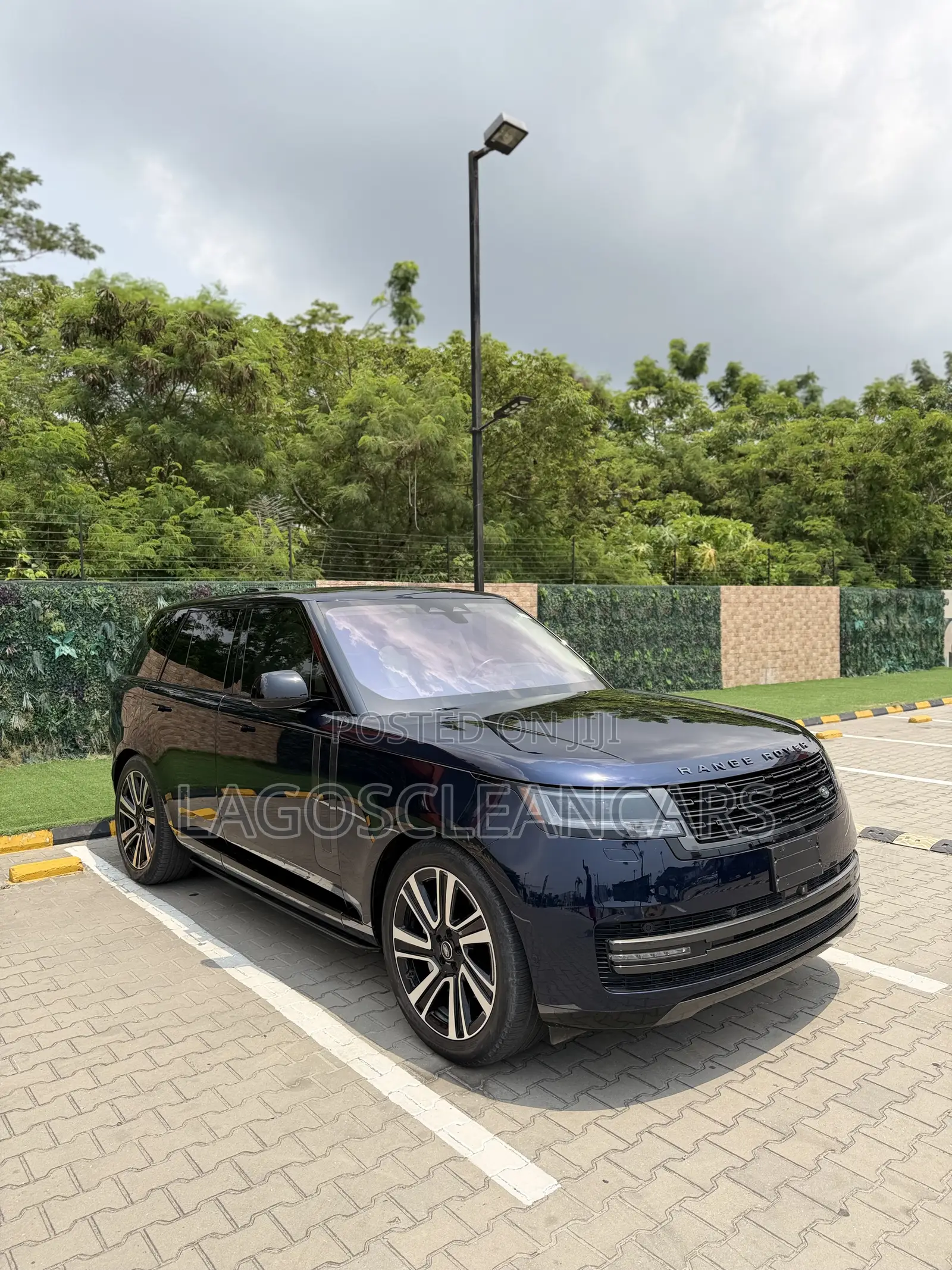 Land Rover Range Rover Vogue 2023 Blue