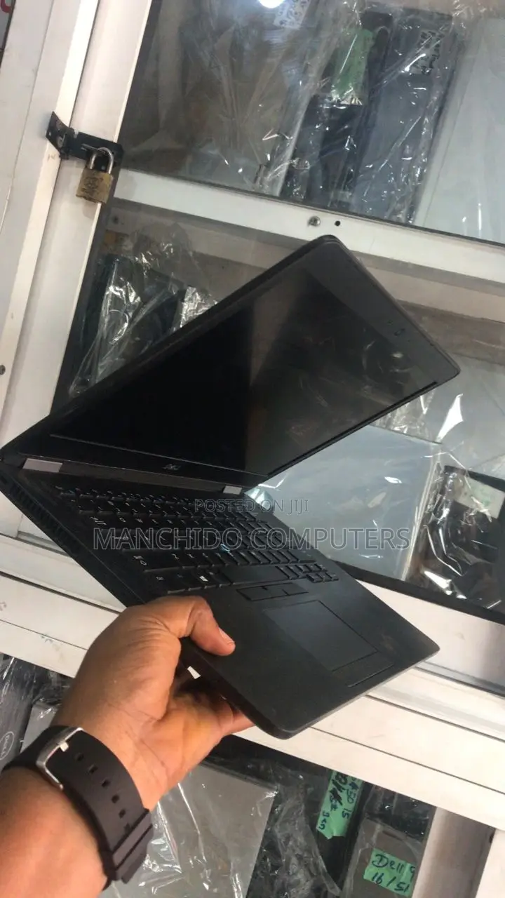 Laptop Dell Latitude E7470 8GB Intel Core i7 SSD 256GB
